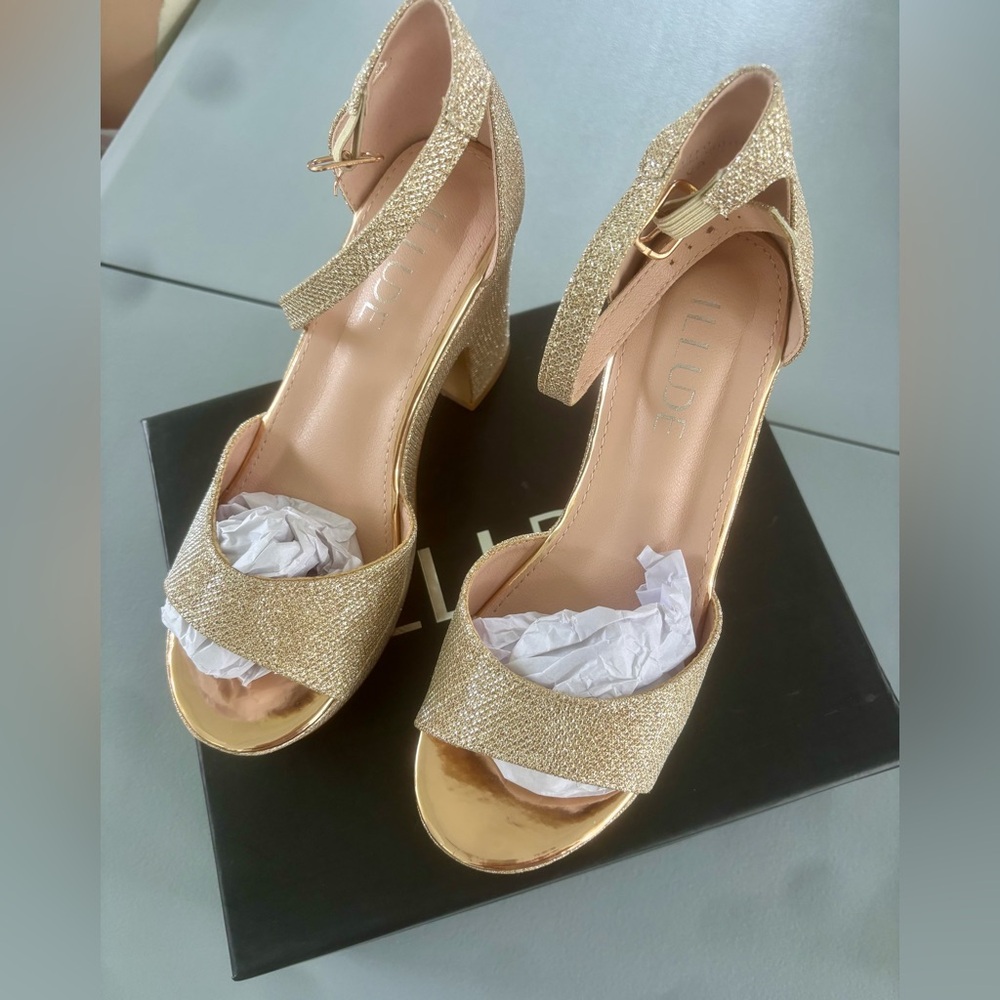 Illude Platform Chunky Heels Champagne Gold Glitter Size 7.5